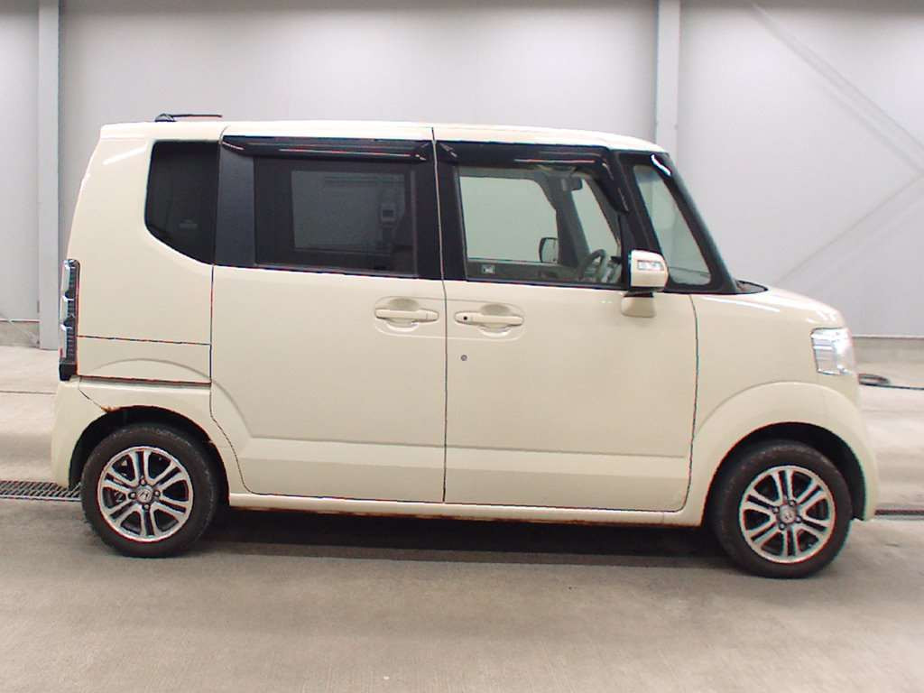 2013 Honda N-BOX JF2[2]