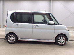 2011 Daihatsu Tanto Custom