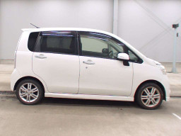 2012 Daihatsu Move Custom