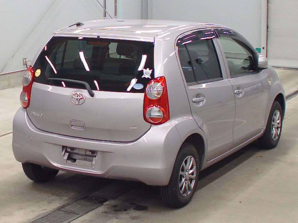 2014 Toyota Passo KGC35[1]