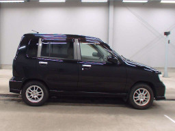 2001 Nissan Cube