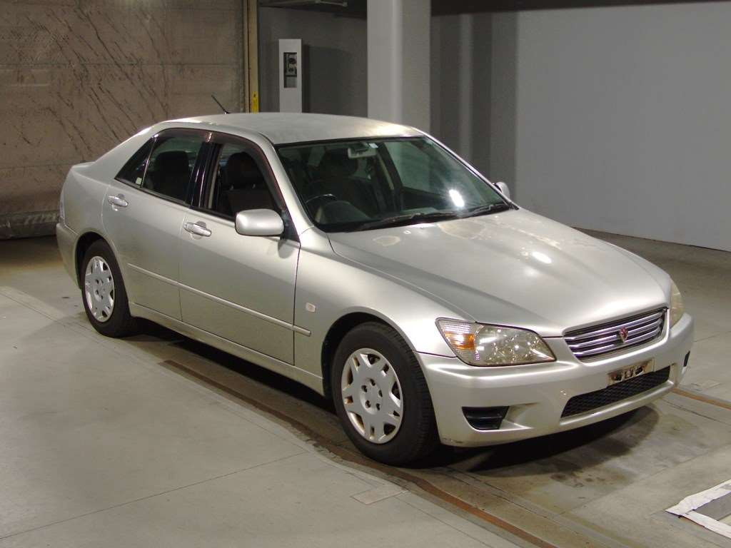 2000 Toyota Altezza GXE10[2]