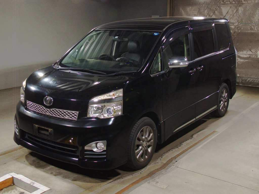 2013 Toyota Voxy ZRR70W[0]