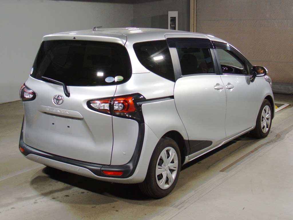 2020 Toyota Sienta NSP170G[1]