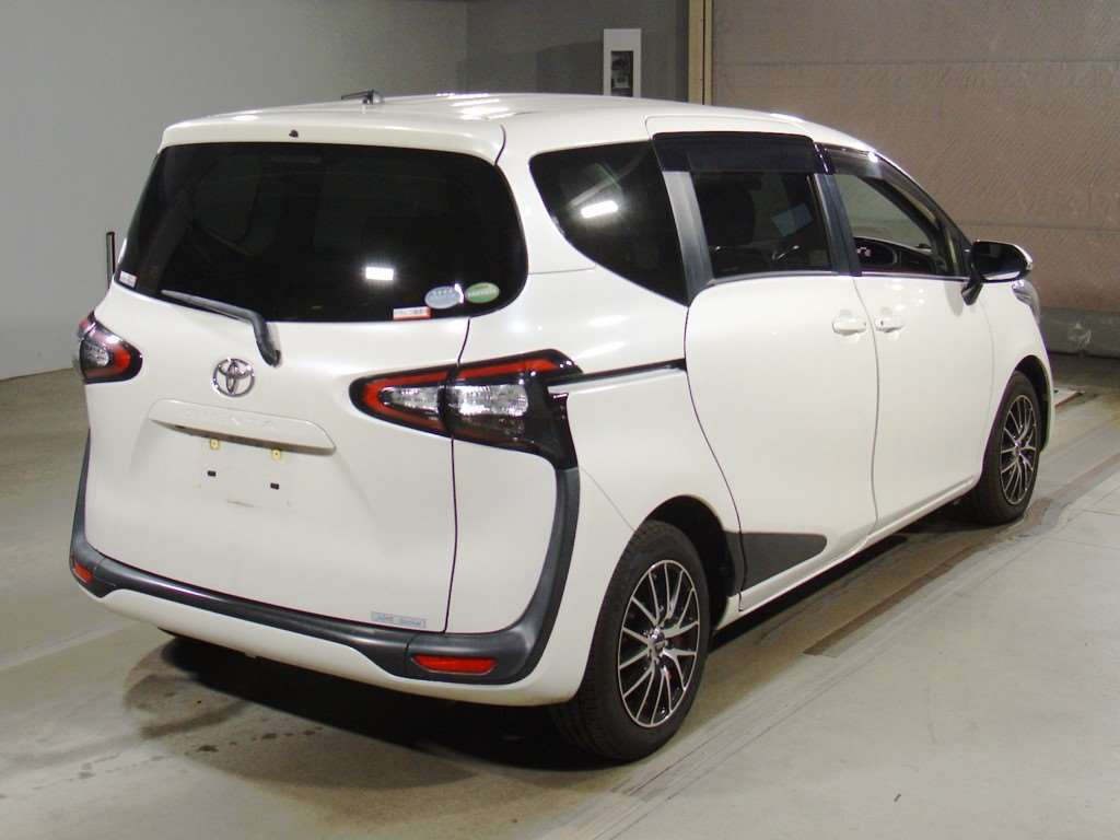 2018 Toyota Sienta NSP170G[1]