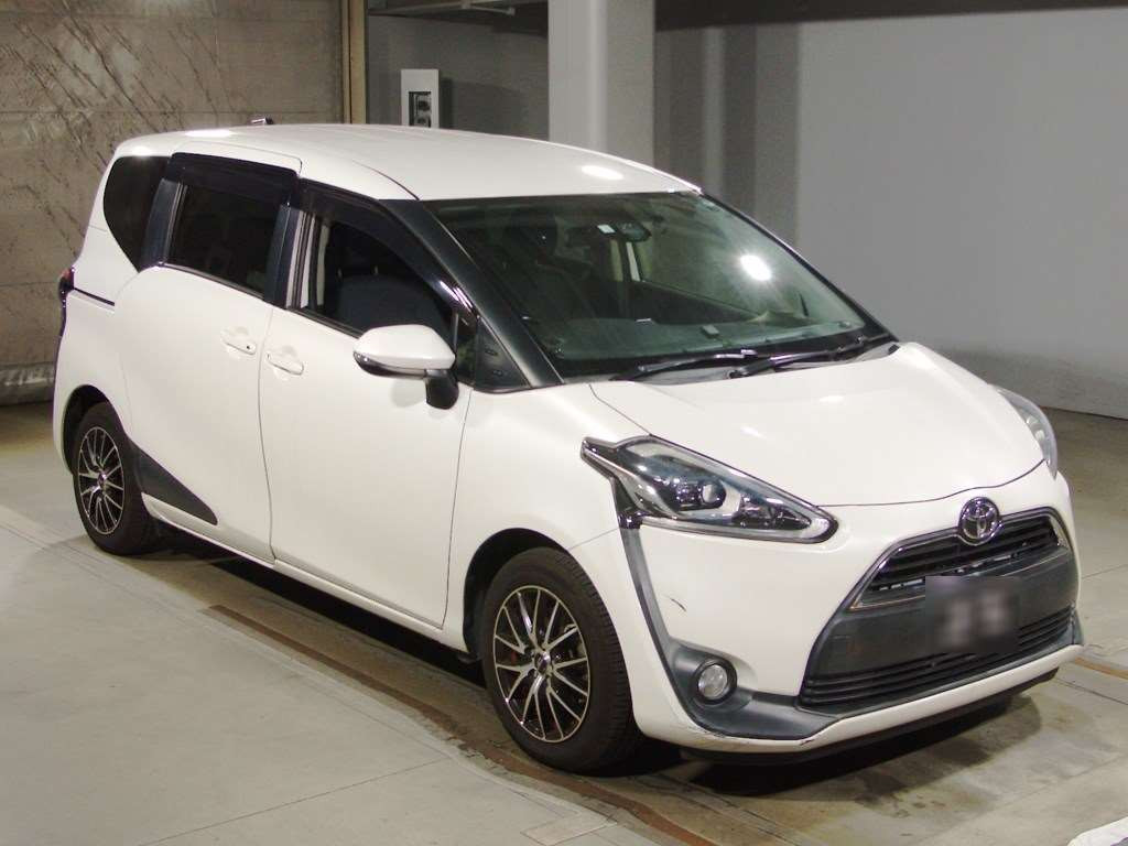 2018 Toyota Sienta NSP170G[2]