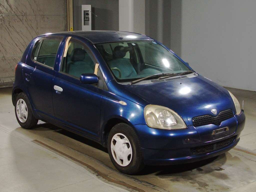 1999 Toyota Vitz SCP10[2]