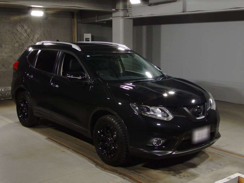 2014 Nissan X-Trail NT32[2]