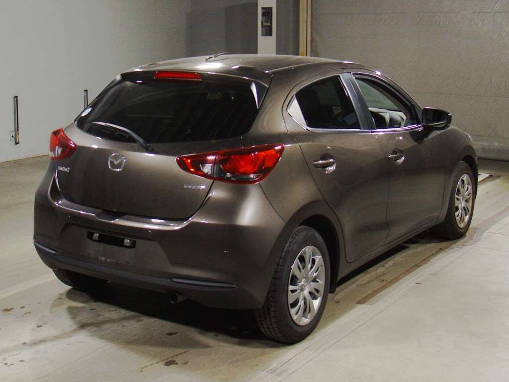 2020 Mazda Mazda2 DJLFS[1]