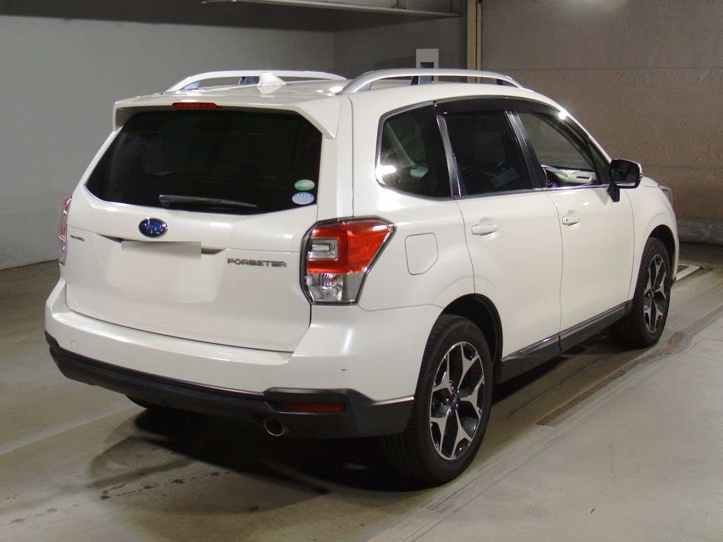 2016 Subaru Forester SJ5[1]