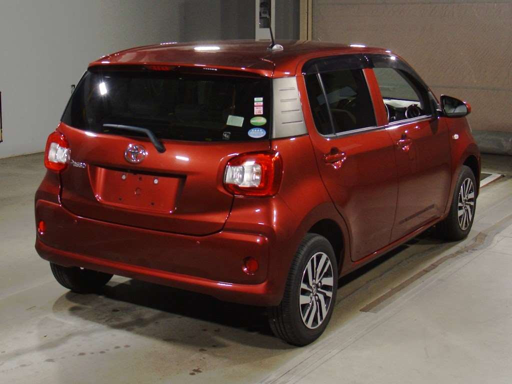 2018 Toyota Passo M700A[1]