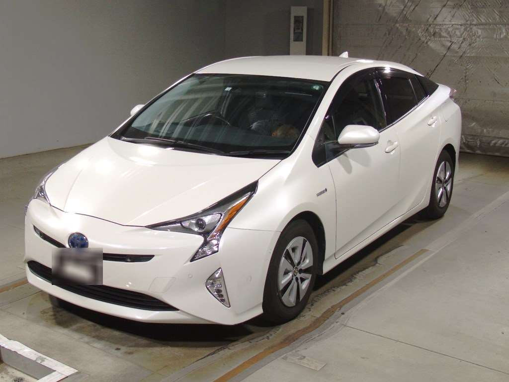 2016 Toyota Prius ZVW51[0]