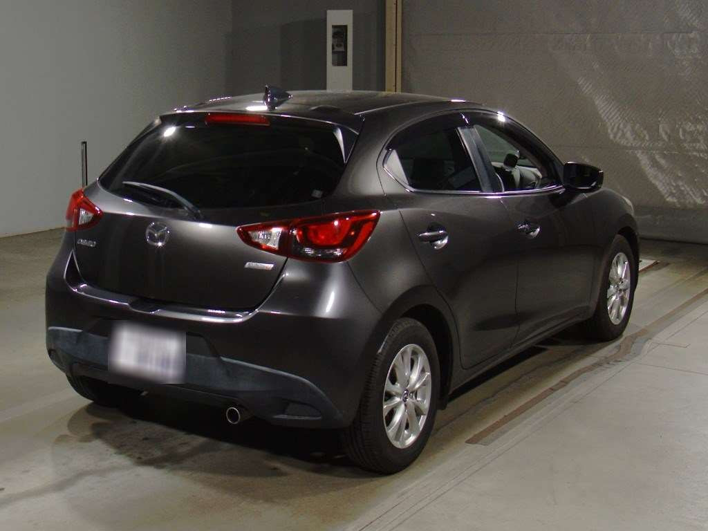 2017 Mazda Demio DJ5FS[1]