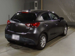 2017 Mazda Demio