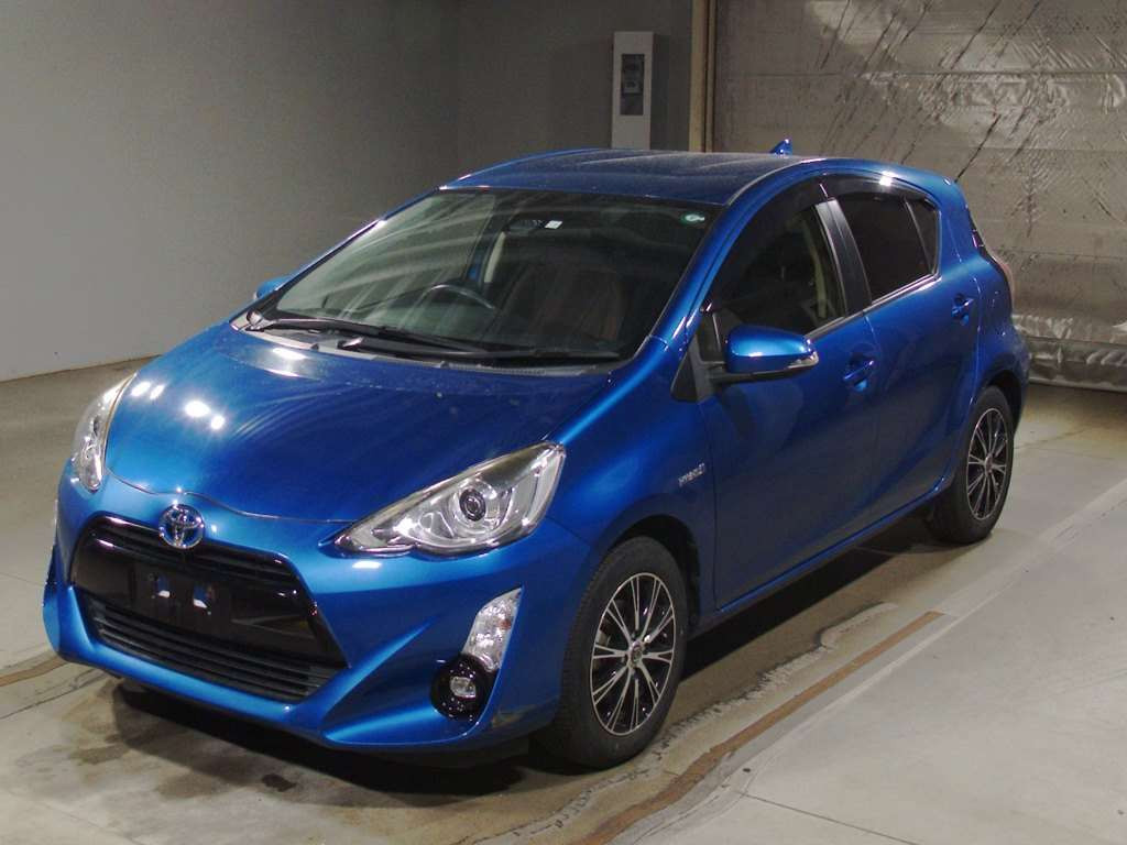 2016 Toyota Aqua NHP10[0]