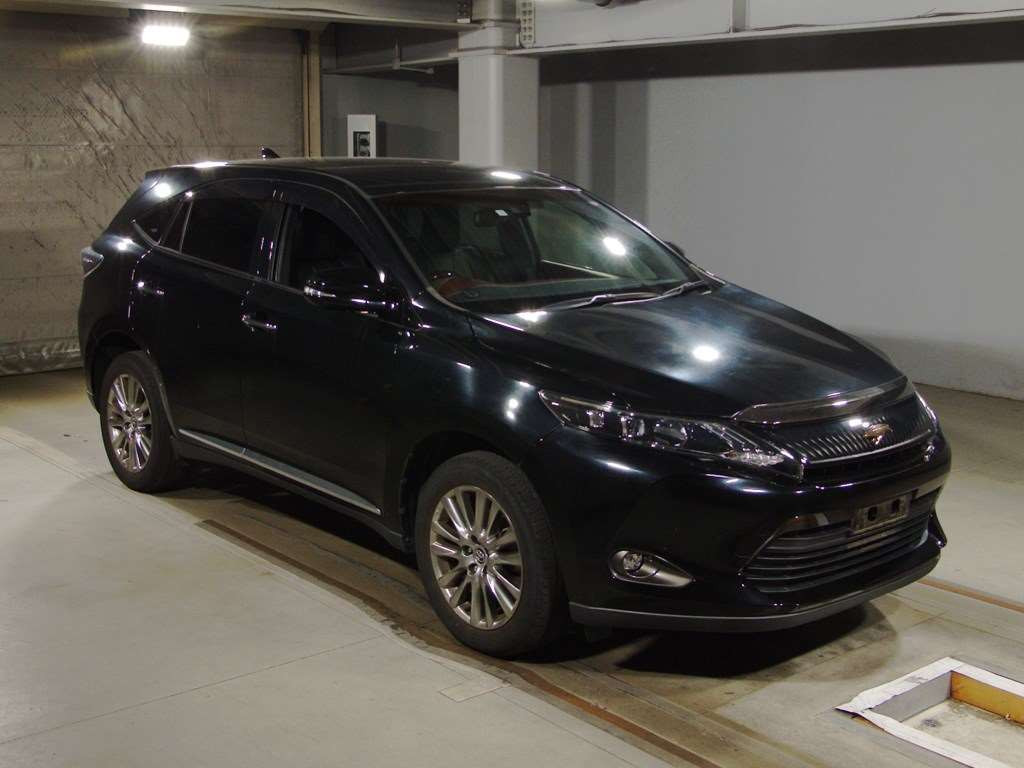 2015 Toyota Harrier ZSU60W[2]