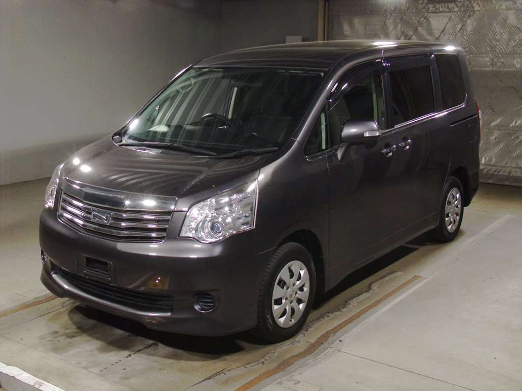 2011 Toyota Noah ZRR70G[0]