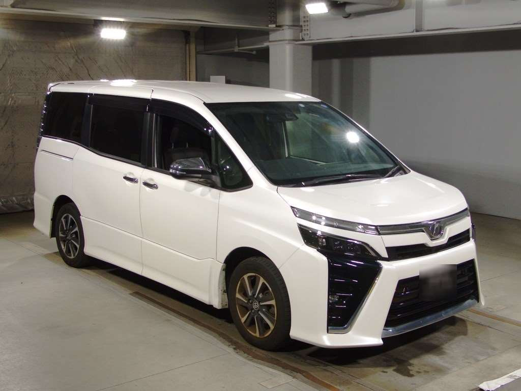 2019 Toyota Voxy ZRR80W[2]