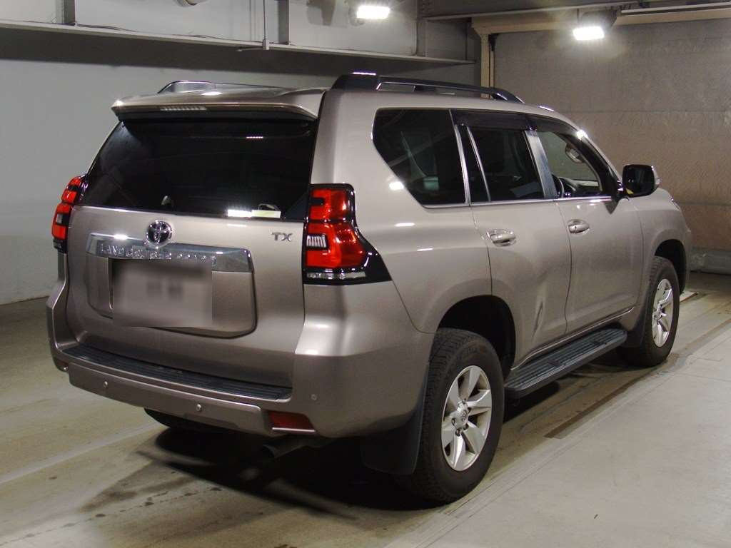 2021 Toyota Land Cruiser Prado TRJ150W[1]