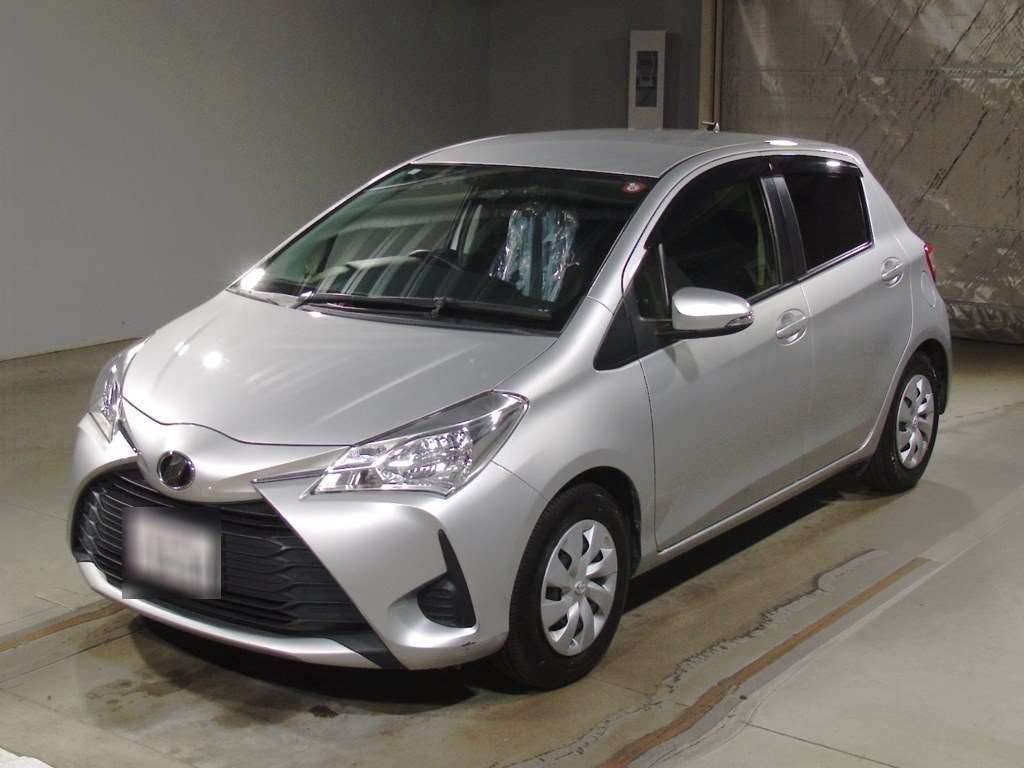 2018 Toyota Vitz NSP130[0]