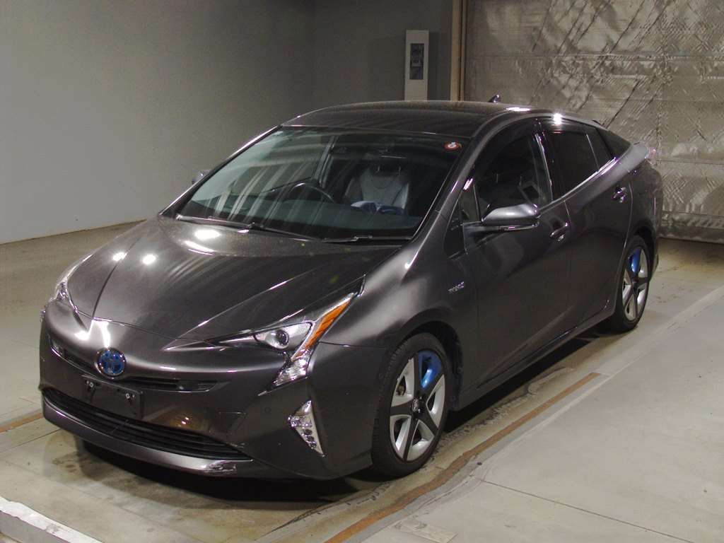 2016 Toyota Prius ZVW51[0]