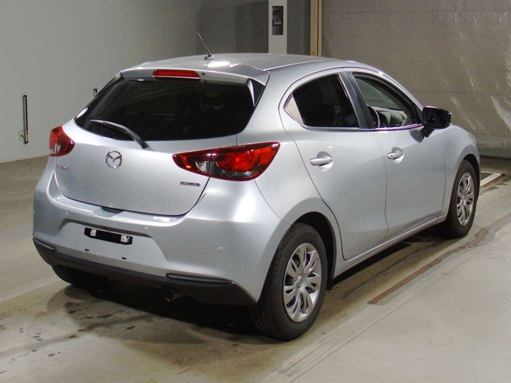 2020 Mazda Mazda2 DJLFS[1]