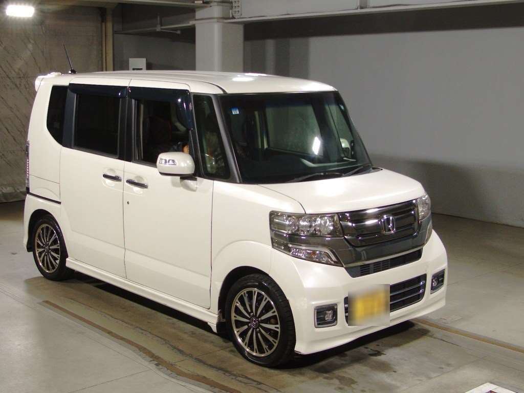 2015 Honda N-BOX CUSTOM JF1[2]