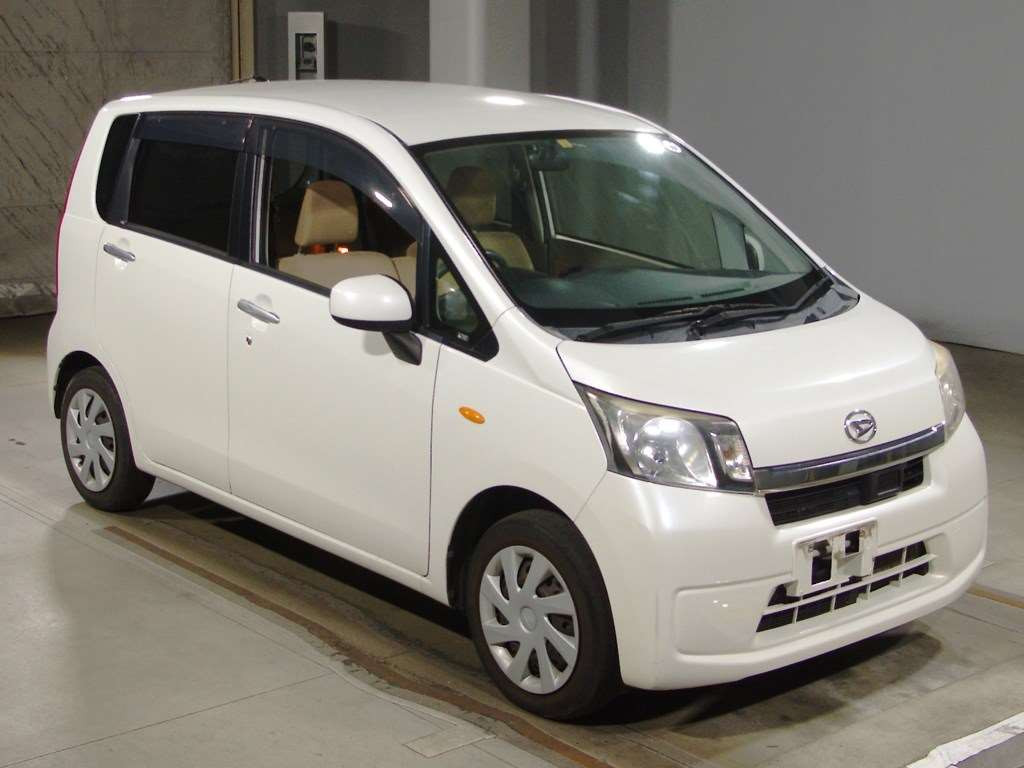 2014 Daihatsu Move LA100S[2]