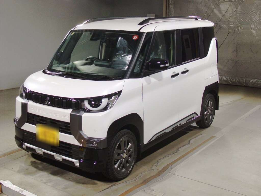 2023 Mitsubishi Delica Mini B38A[0]