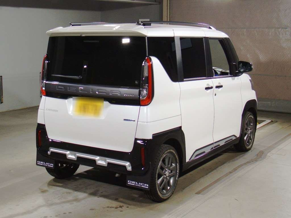 2023 Mitsubishi Delica Mini B38A[1]