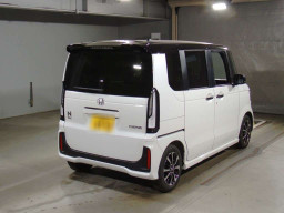 2024 Honda N-BOX CUSTOM