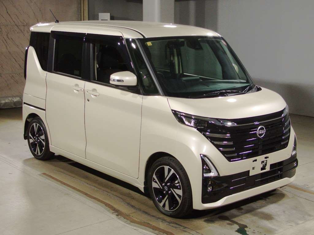 2023 Nissan Roox B45A[2]