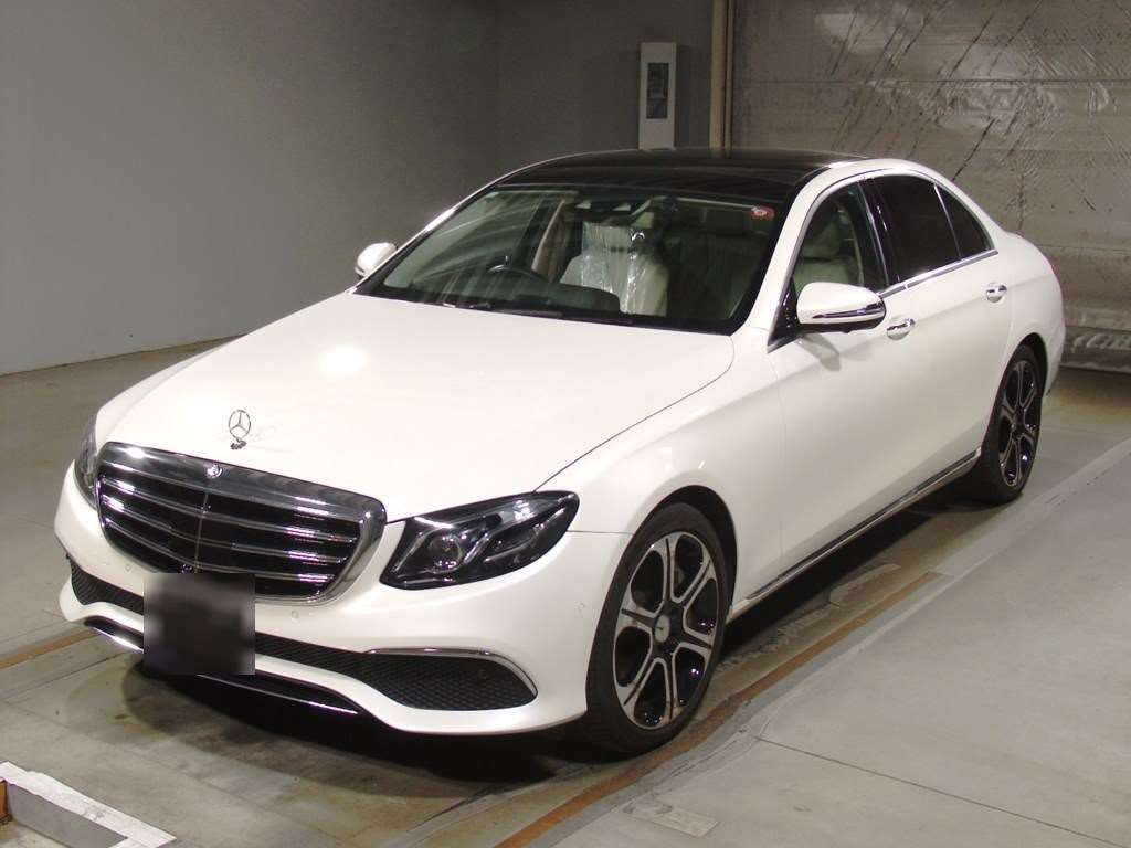 2016 Mercedes Benz E-Class 213071[0]