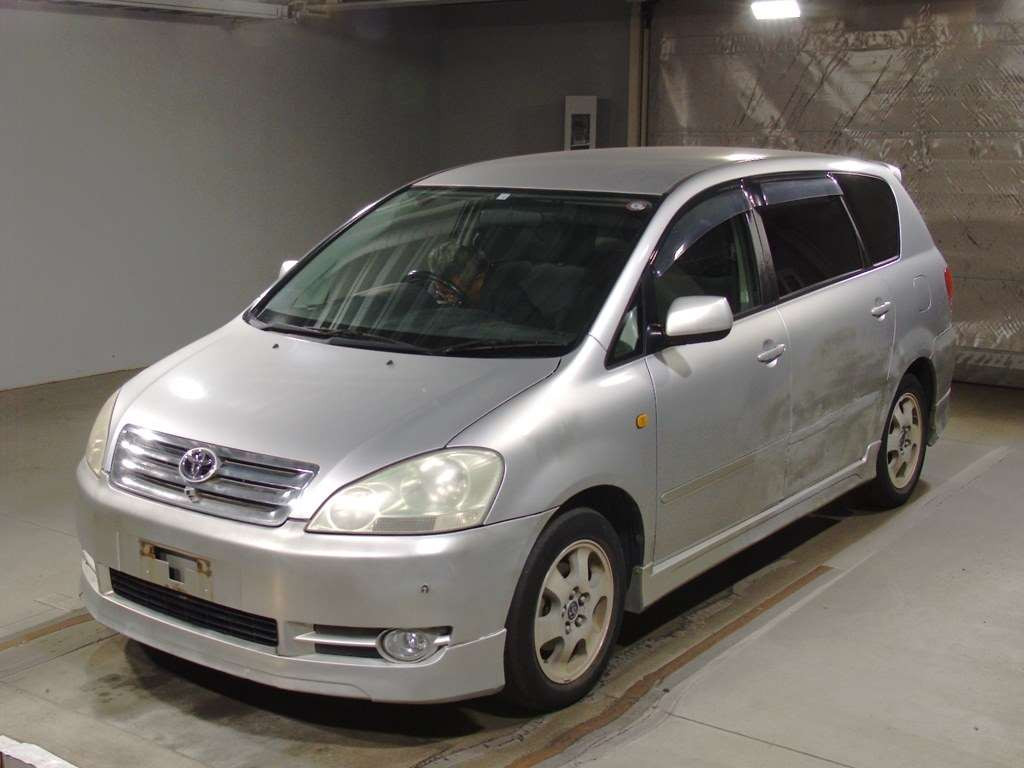 2002 Toyota Ipsum ACM21W[0]