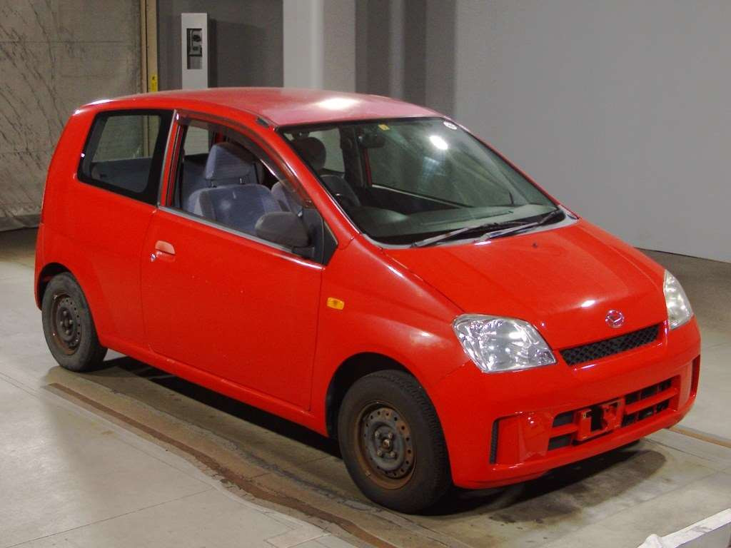 2004 Daihatsu Mira L250S[2]