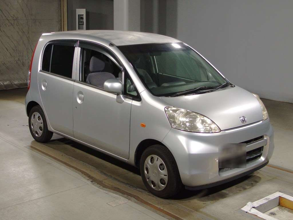 2007 Honda Life JB5[2]