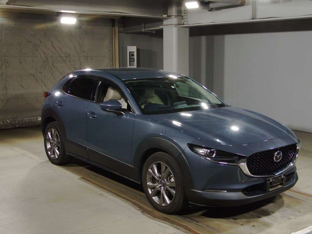 2020 Mazda CX-30 DM8P[2]