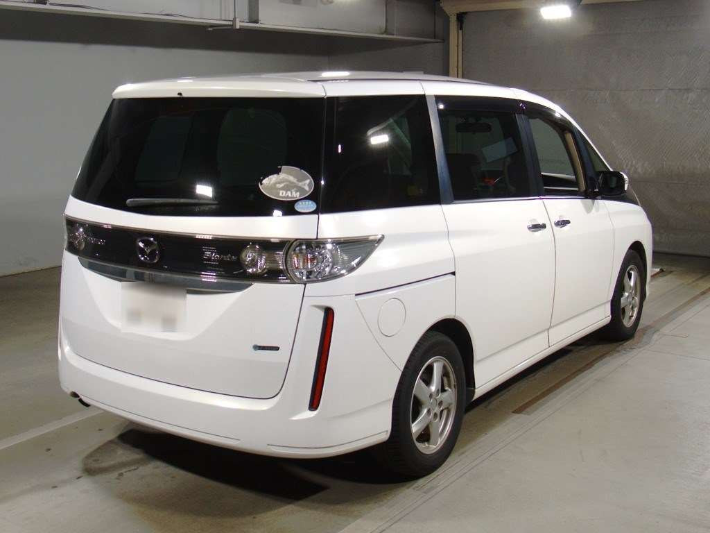 2010 Mazda Biante CCEFW[1]