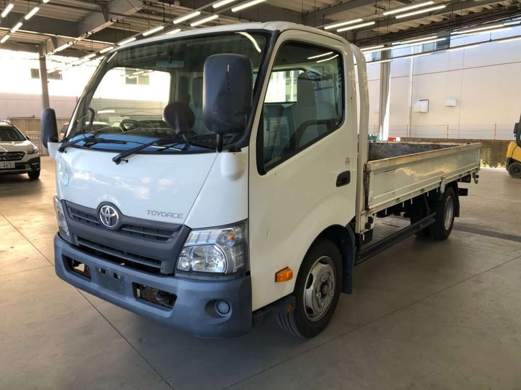 2016 Toyota Toyoace Truck XZU710[0]