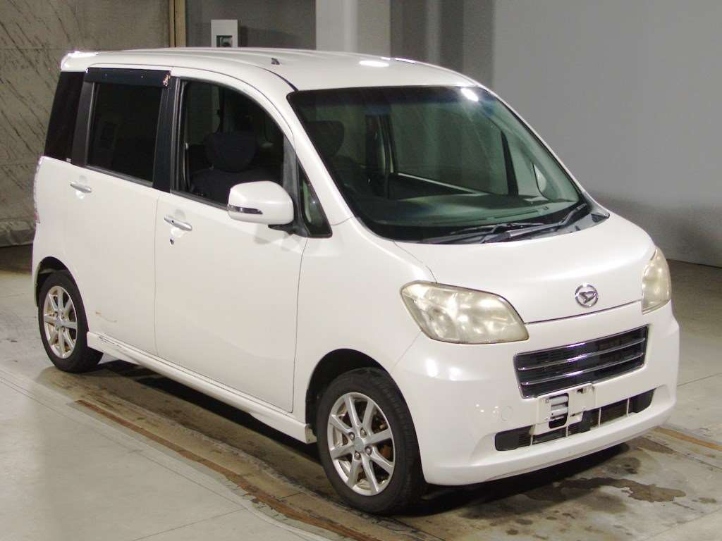 2010 Daihatsu Tanto exe L455S[2]