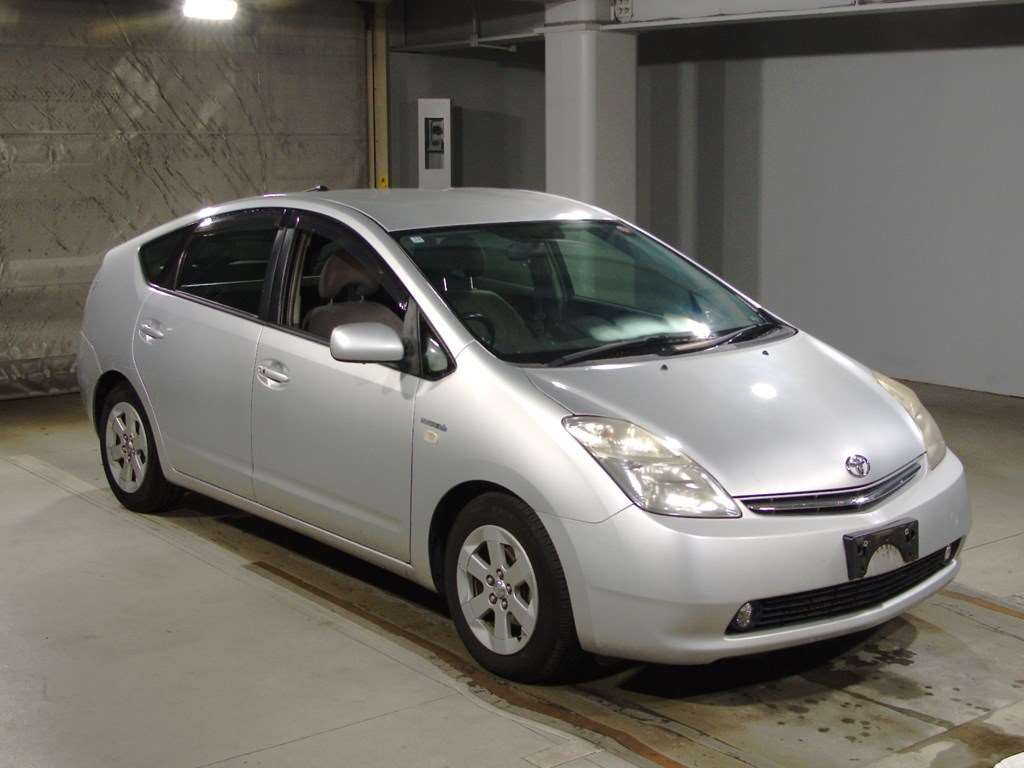 2007 Toyota Prius NHW20[2]