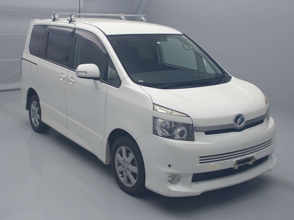 2007 Toyota Voxy ZRR75W[2]