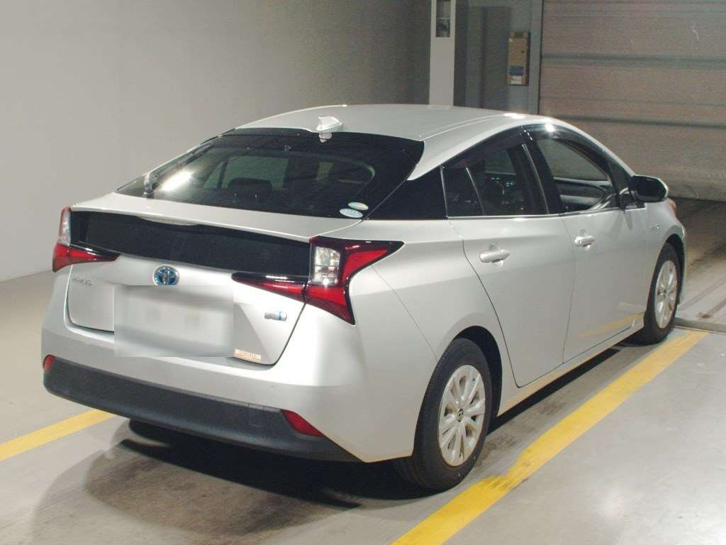 2019 Toyota Prius ZVW51[1]