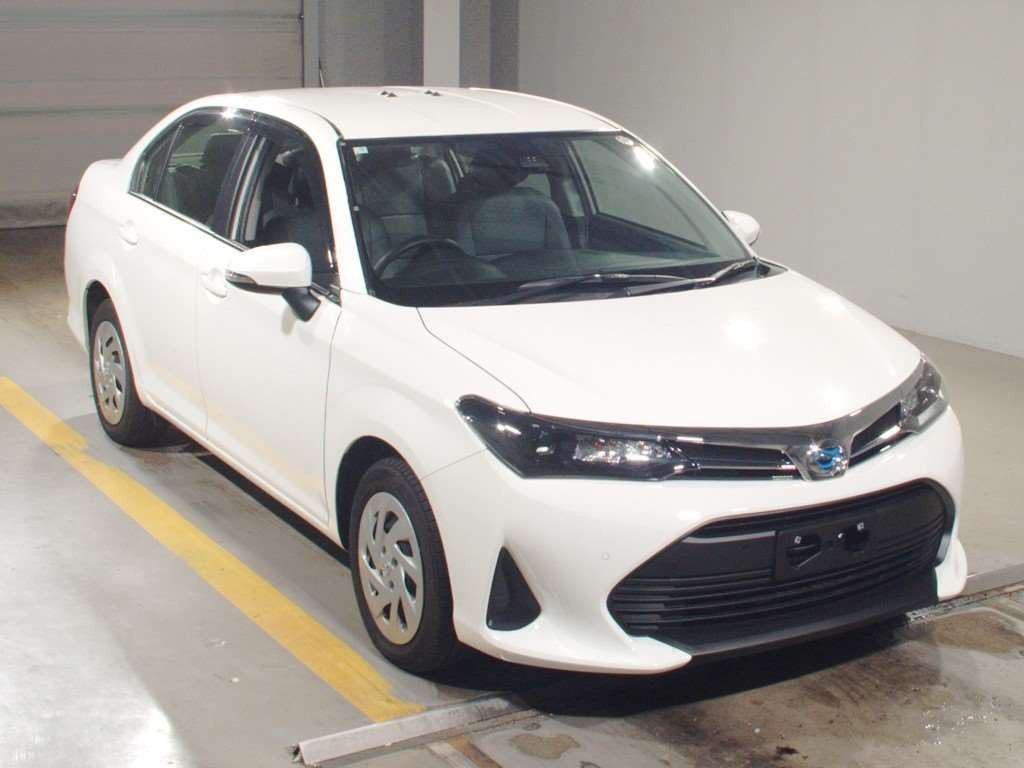 2023 Toyota Corolla Axio NKE165[2]