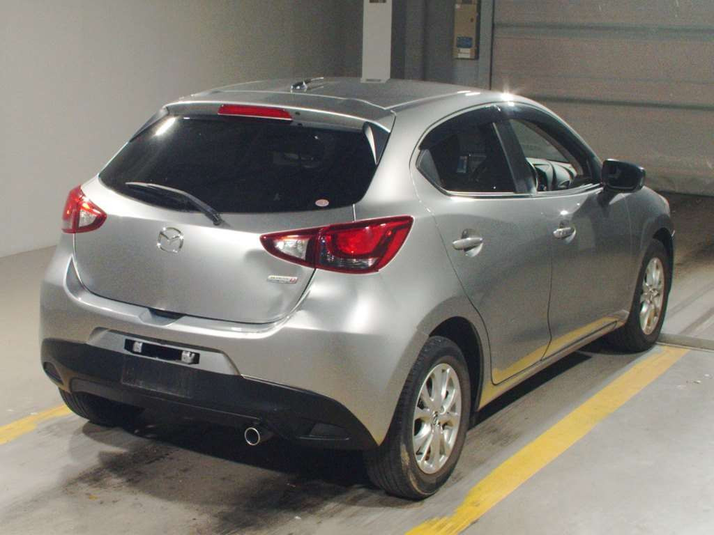 2015 Mazda Demio DJ5FS[1]