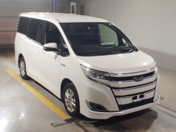 2017 Toyota Noah