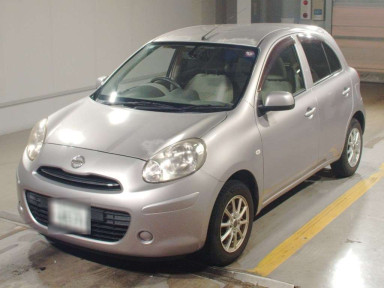 2010 Nissan March