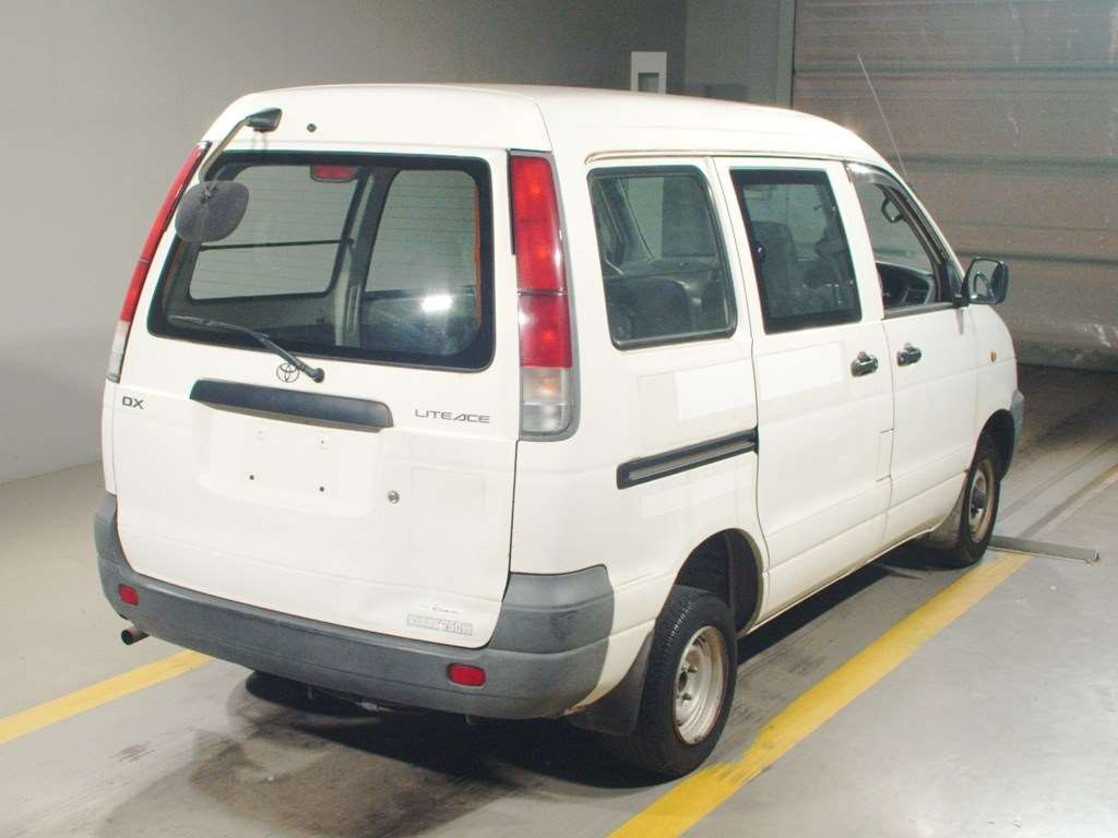 2000 Toyota Liteace Van KR42V[1]