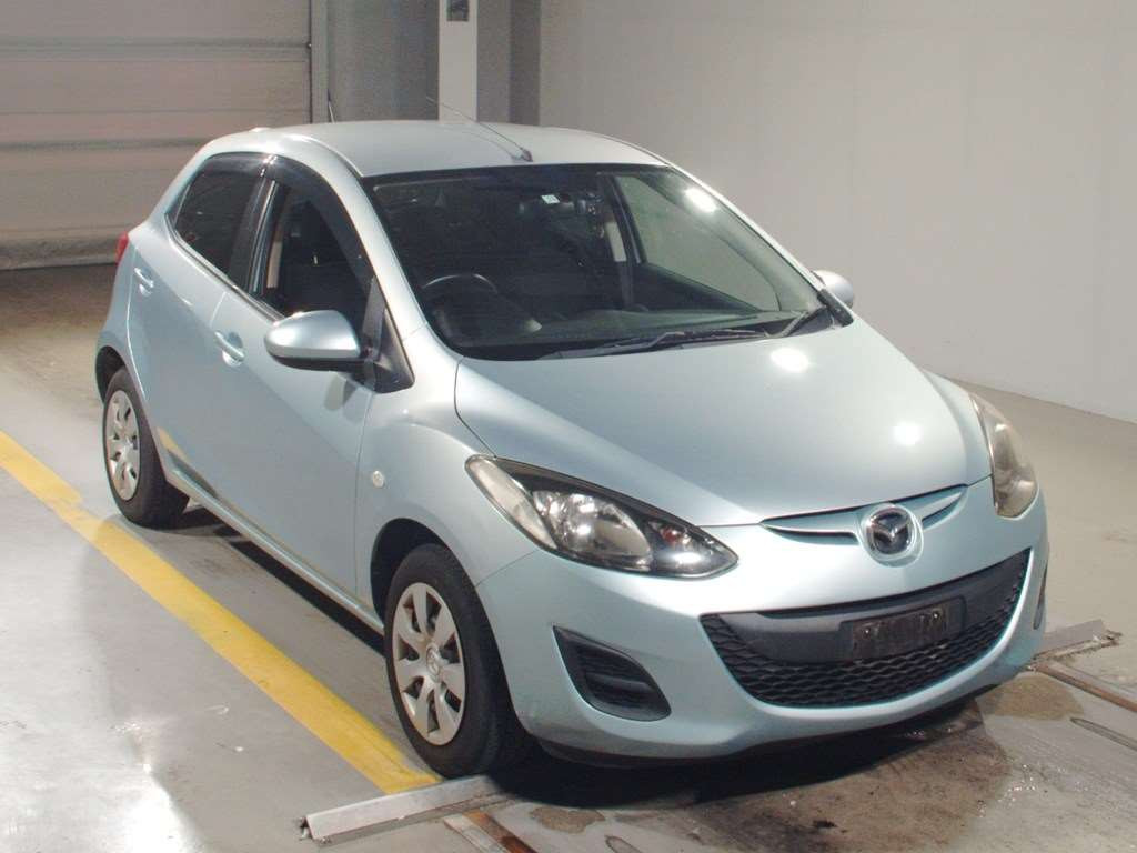 2011 Mazda Demio DE3FS[2]