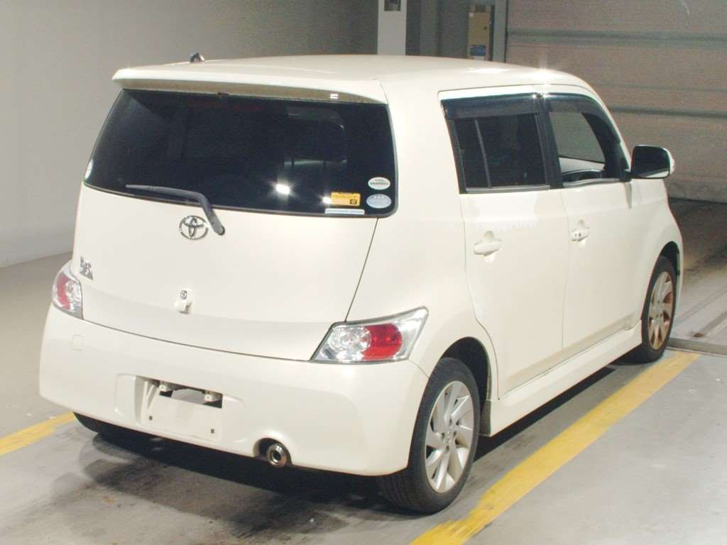 2011 Toyota bB QNC21[1]